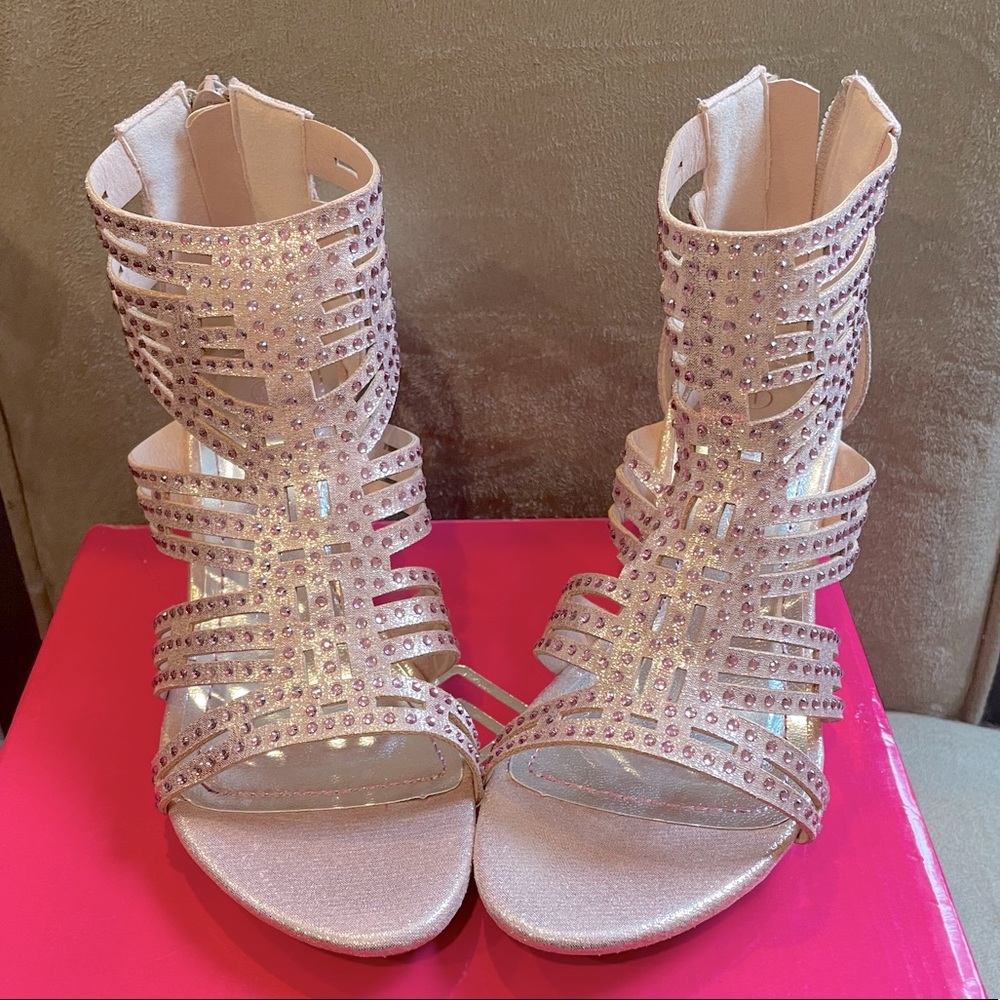 Kids dress shoes size 1